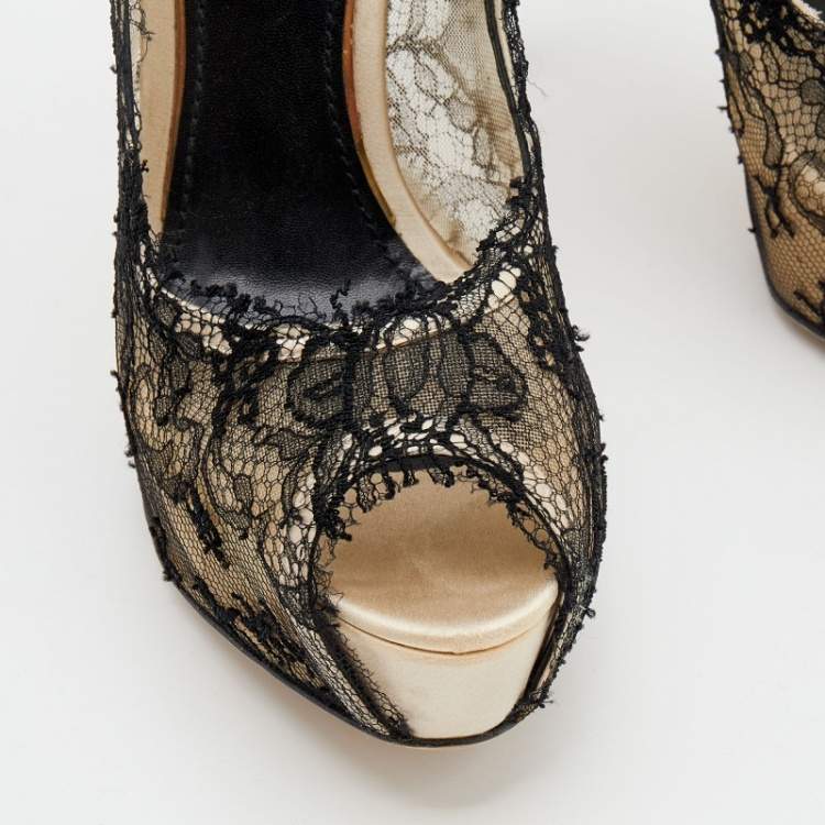 Pre Owned Dolce & Gabbana Black/Beige Lace And Satin Peep Toe Platform Pumps Size 40