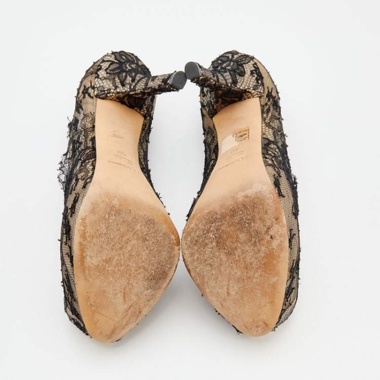 Pre Owned Dolce & Gabbana Black/Beige Lace And Satin Peep Toe Platform Pumps Size 40