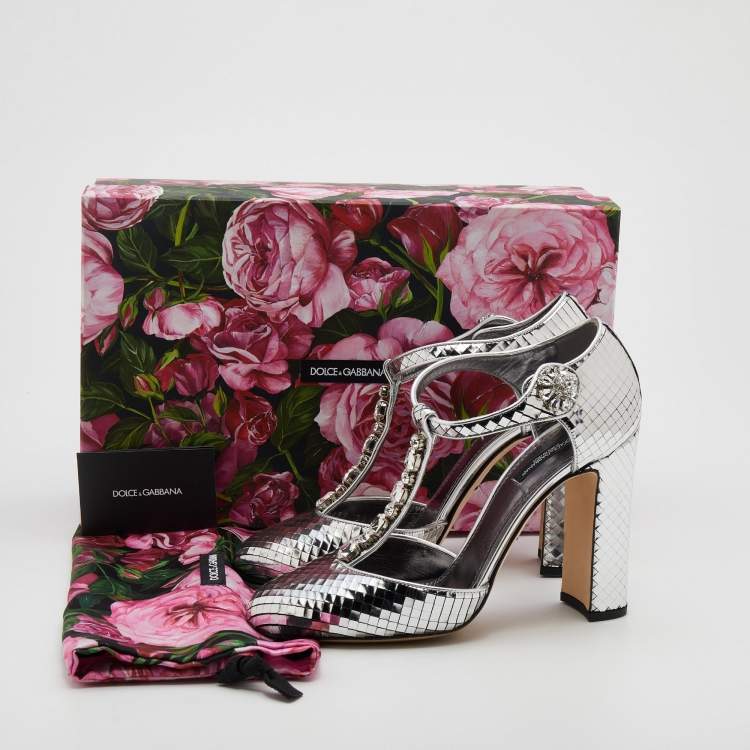 مملوكة مسبقًا Dolce & Gabbana Metallic Silver Textured Leather Embellished T Strap Pumps Size 39.5