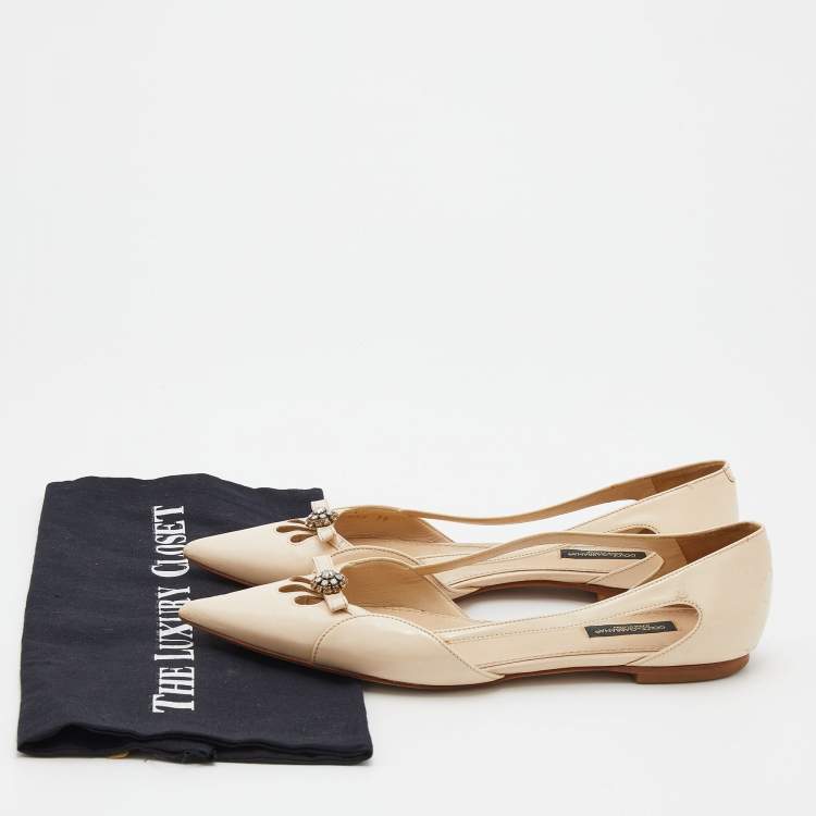 Pre Owned Dolce & Gabbana Cream Leather Cut Out Pointed Toe Ballet Flats Size 38