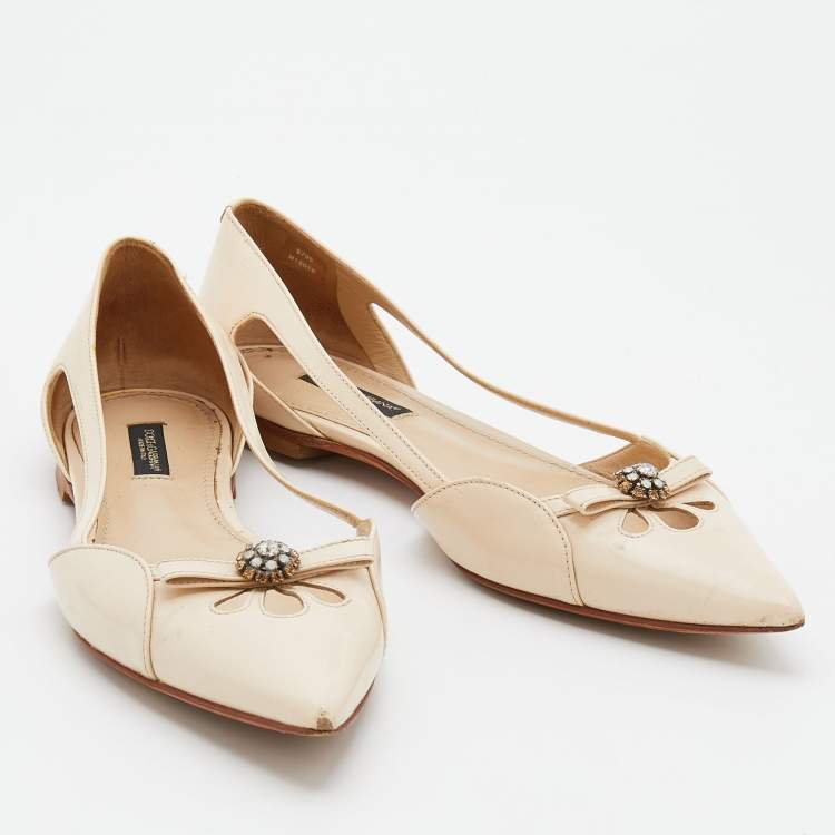 Pre Owned Dolce & Gabbana Cream Leather Cut Out Pointed Toe Ballet Flats Size 38