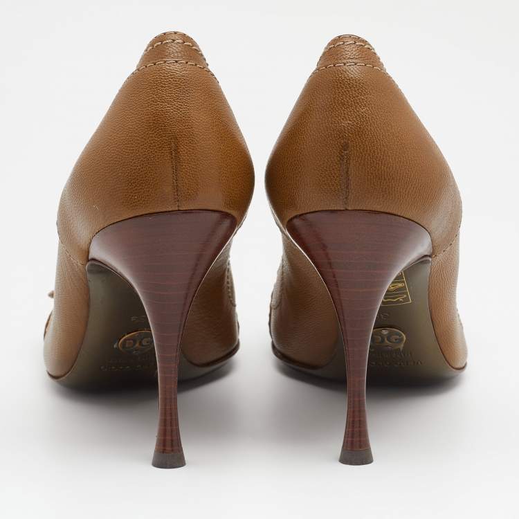 Pre Owned Dolce & Gabbana Olive Leather Round Toe Pumps Size 39