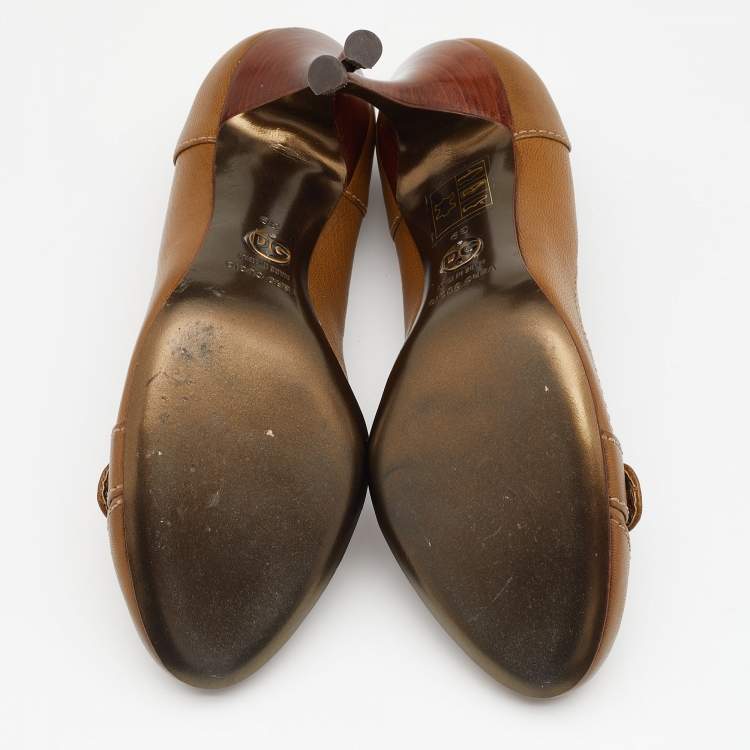Pre Owned Dolce & Gabbana Olive Leather Round Toe Pumps Size 39