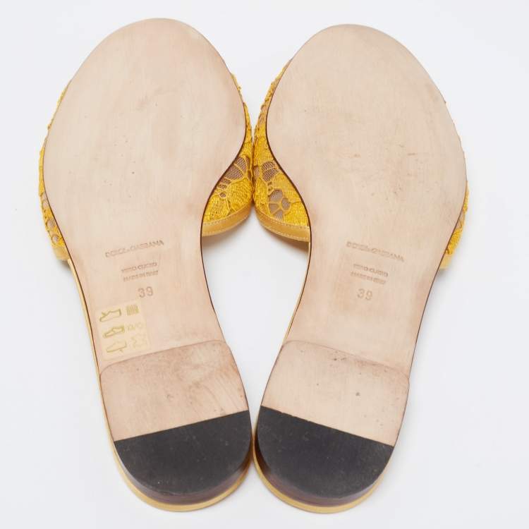 Pre Owned Dolce & Gabbana Yellow Lace Crystal Embellished Flat Slides Size 39