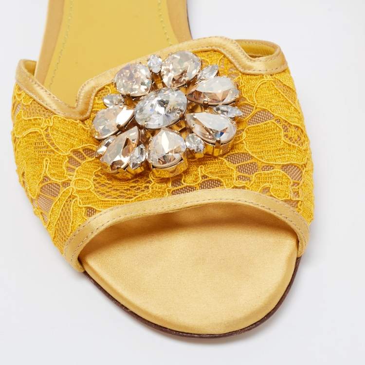 Pre Owned Dolce & Gabbana Yellow Lace Crystal Embellished Flat Slides Size 39
