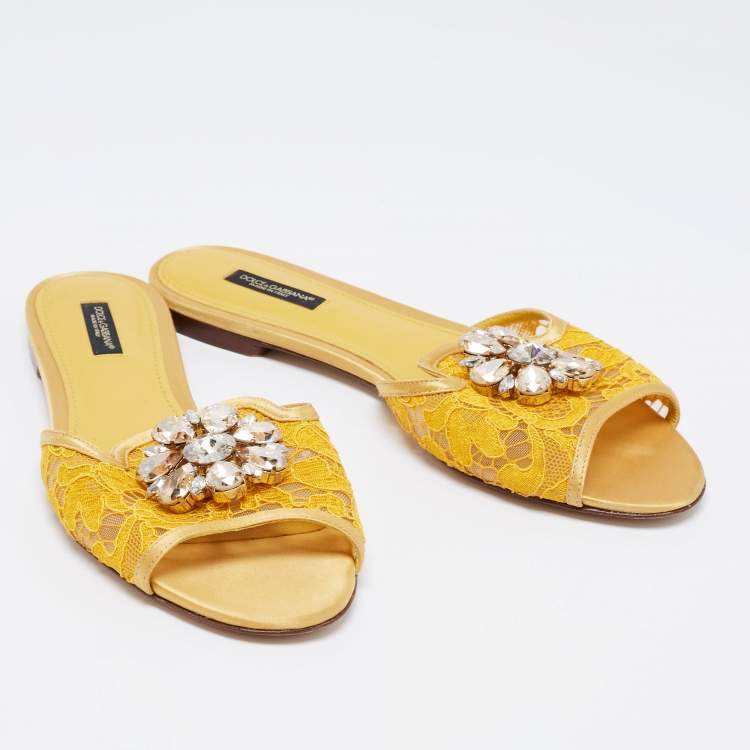 Pre Owned Dolce & Gabbana Yellow Lace Crystal Embellished Flat Slides Size 39