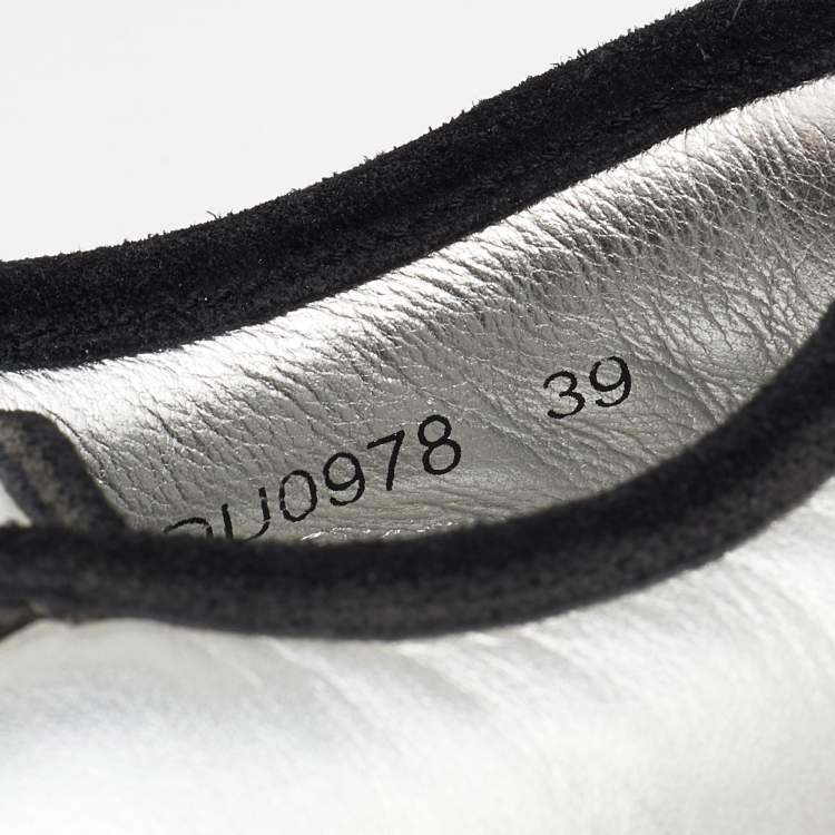Pre Owned Dolce & Gabbana Silver Leather Low Top  Sneakers Size 39