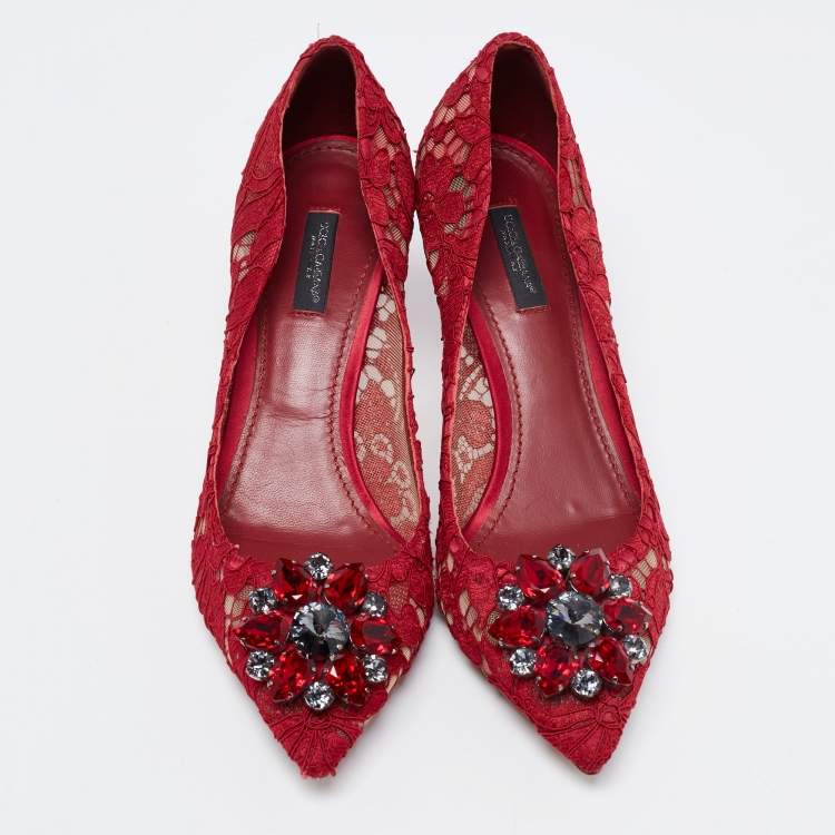 Pre Owned Dolce & Gabbana Red Lace Bellucci Crystal Embellished Pointed Toe Pumps Size 39
