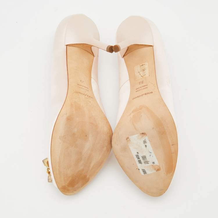 Pre Owned Dolce & Gabbana Light Pink Satin Crystal Embellished Peep Toe Pumps Size 39