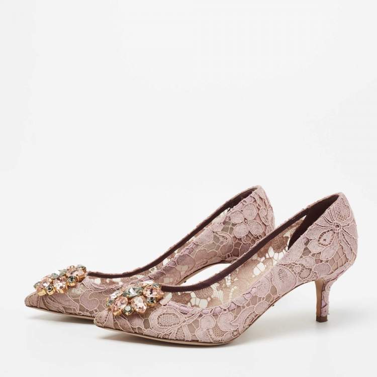 مملوكة مسبقًا Dolce & Gabbana Lilac Lace Bellucci Pumps Size 35 