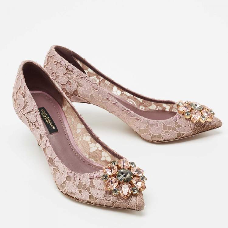 مملوكة مسبقًا Dolce & Gabbana Lilac Lace Bellucci Pumps Size 35 