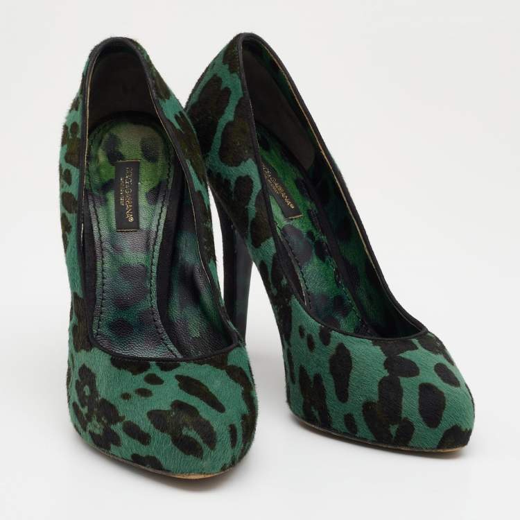 Pre Owned Dolce & Gabbana Green/Black Leopard Print Calf Hair Platform Pumps Size 37