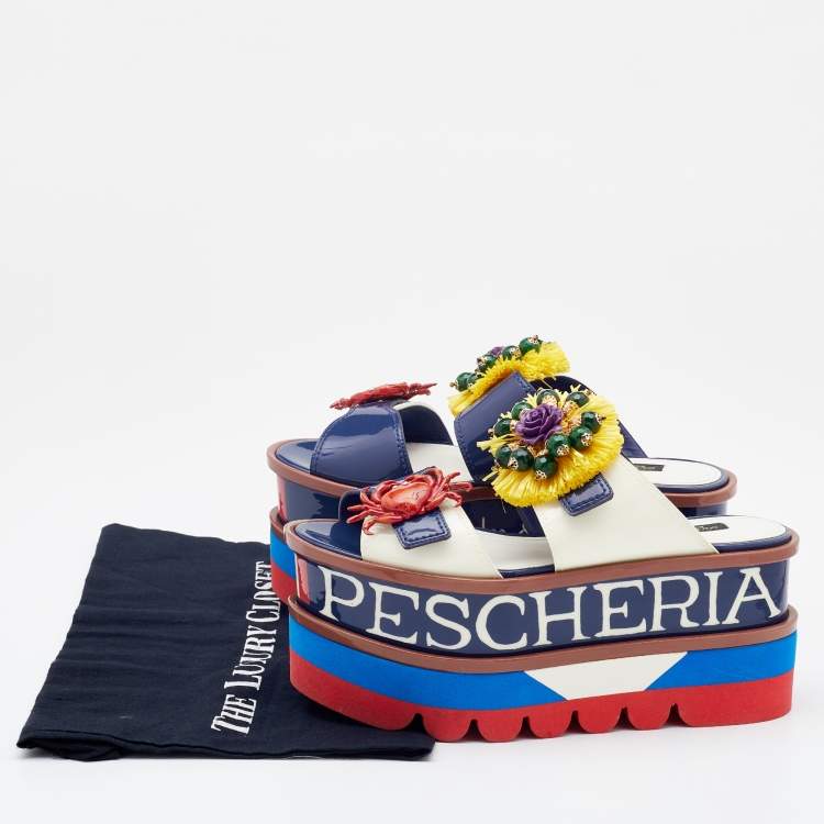 مملوكة مسبقًا Dolce & Gabbana Blue/Cream Patent Leather Embellished Double Platform Wedge Sandals Size 38