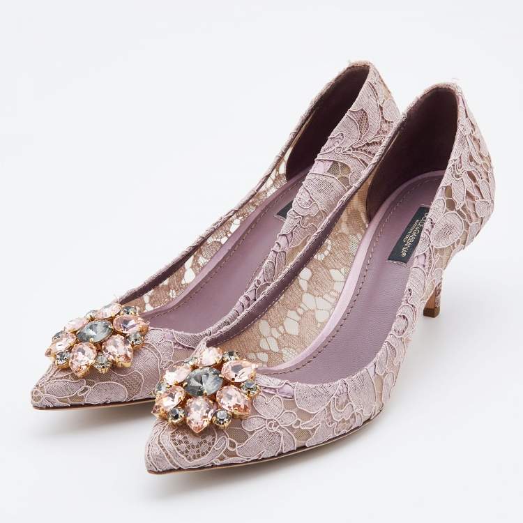 Pre Owned Dolce & Gabbana Lilac Lace Crystal Embellished Pointed Toe Pumps Size 39.5