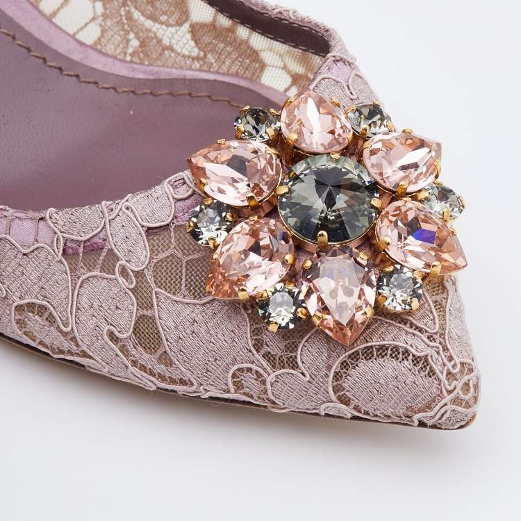 Pre Owned Dolce & Gabbana Lilac Lace Crystal Embellished Pointed Toe Pumps Size 39.5
