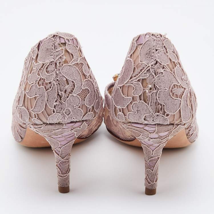 Pre Owned Dolce & Gabbana Lilac Lace Crystal Embellished Pointed Toe Pumps Size 39.5