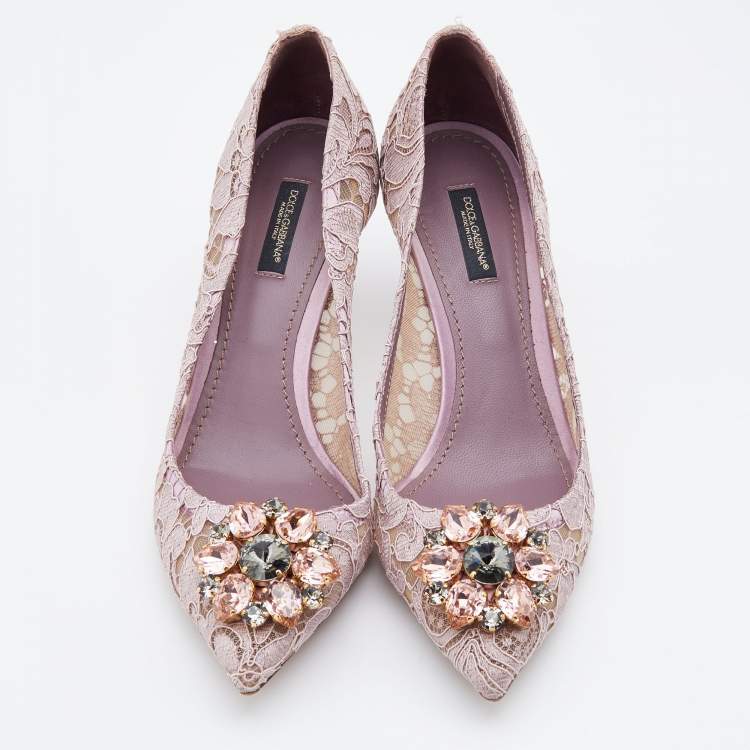 Pre Owned Dolce & Gabbana Lilac Lace Crystal Embellished Pointed Toe Pumps Size 39.5