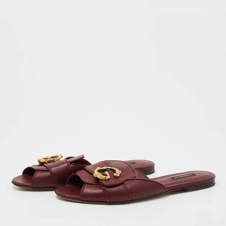 مملوكة مسبقًا Dolce & Gabbana Burgundy Leather Slide Sandals Size 39