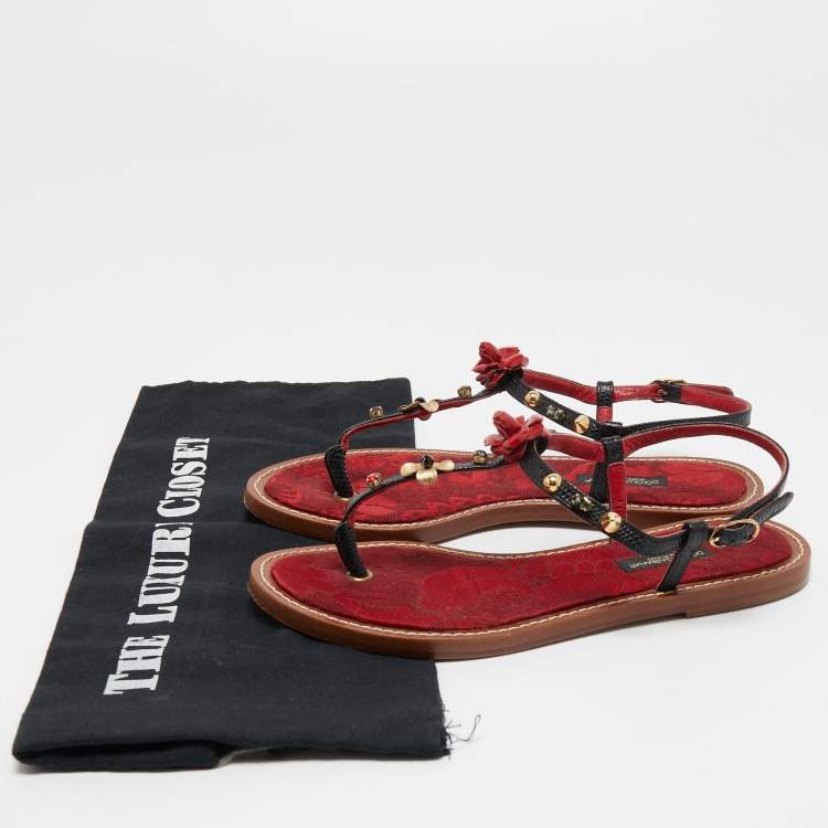 Pre Owned Dolce & Gabbana Red/Black Lizard Embossed Leather Thong Sandals Size 36