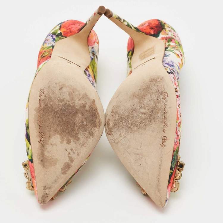 Pre Owned Dolce & Gabbana Multicolor Floral Fabric Crystal Embellished Bellucci Pumps Size 39