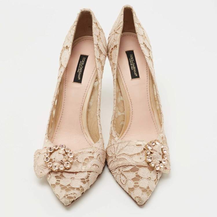 Pre Owned Dolce & Gabbana Beige Lace Crystal Embellishment Pointed Toe Pumps Size 40.5
