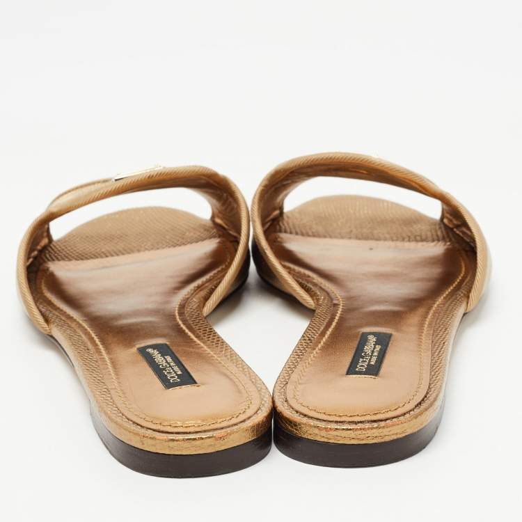 مملوكة مسبقًا Dolce & Gabbana Metallic Gold Lizard Embossed Leather Flat Slides Size 39