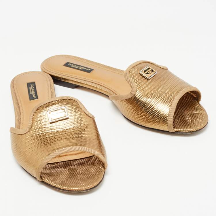 مملوكة مسبقًا Dolce & Gabbana Metallic Gold Lizard Embossed Leather Flat Slides Size 39