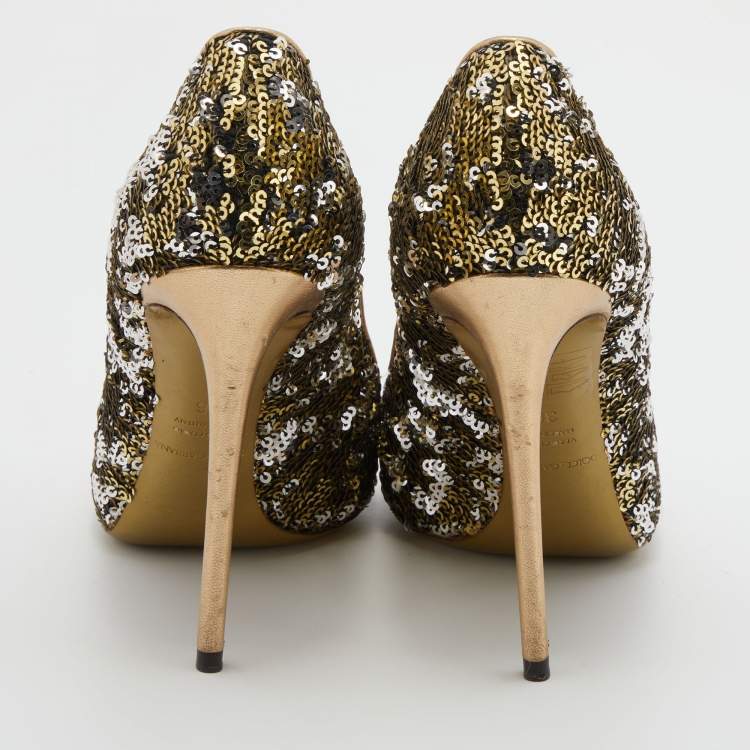 Pre Owned Dolce & Gabbana Metallic Gold/Silver Sequins Round Toe Pumps Size 36