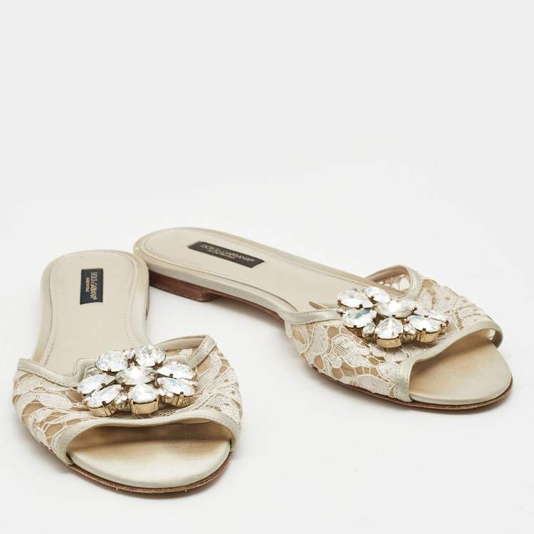 Pre Owned Dolce & Gabbana White/Grey Satin Crystal Embellishment Flat Slides Size 37   