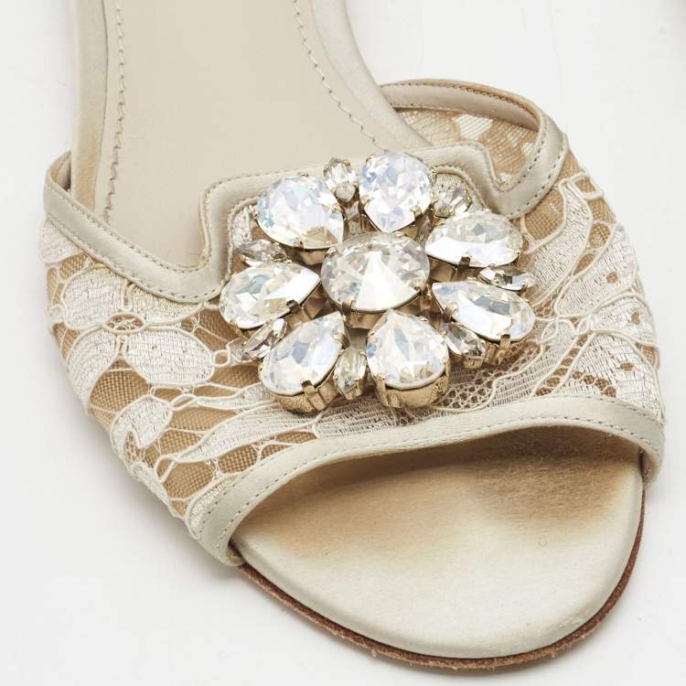 Pre Owned Dolce & Gabbana White/Grey Satin Crystal Embellishment Flat Slides Size 37   