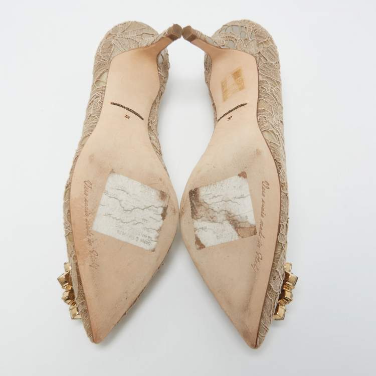 Pre Owned Dolce & Gabbana Beige Lace Bellucci Pumps Size 37