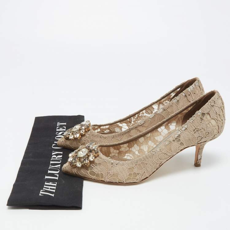 Pre Owned Dolce & Gabbana Beige Lace Bellucci Pumps Size 37