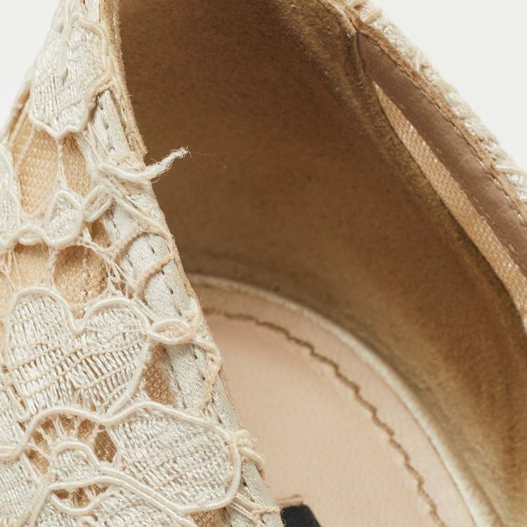 Pre Owned Dolce & Gabbana Off White Lace and Mesh Bellucci Pumps Size 36