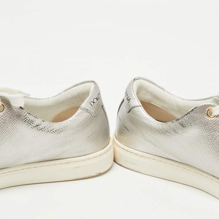 Pre Owned Dolce & Gabbana Silver Leather DG Heart Low Top Sneakers Size 36