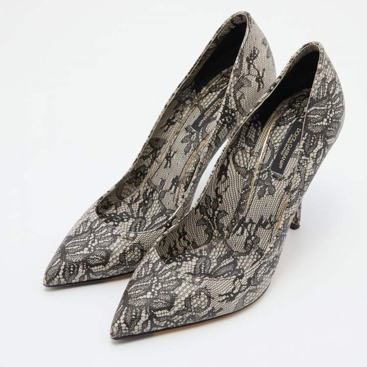 Pre Owned Dolce & Gabbana Black/White Lace Print Pointed Toe Pumps Size 38.5