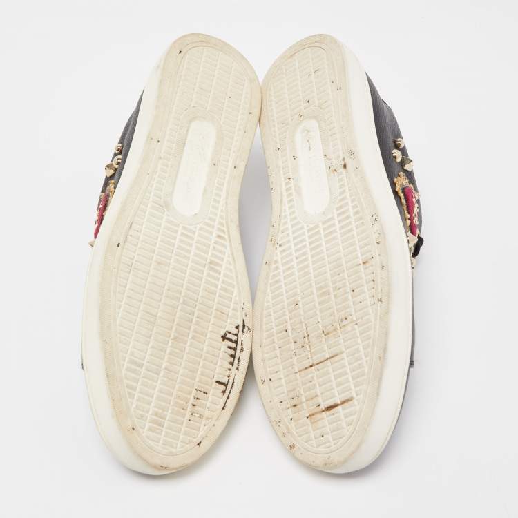 مملوكة مسبقًا Dolce & Gabbana Black Leather Embellished DG Heart Low Top Sneakers Size 37