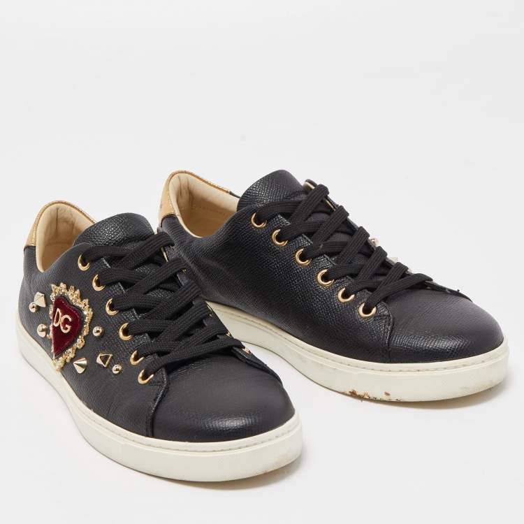 مملوكة مسبقًا Dolce & Gabbana Black Leather Embellished DG Heart Low Top Sneakers Size 37