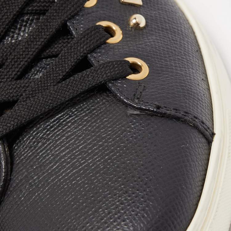 مملوكة مسبقًا Dolce & Gabbana Black Leather Embellished DG Heart Low Top Sneakers Size 37
