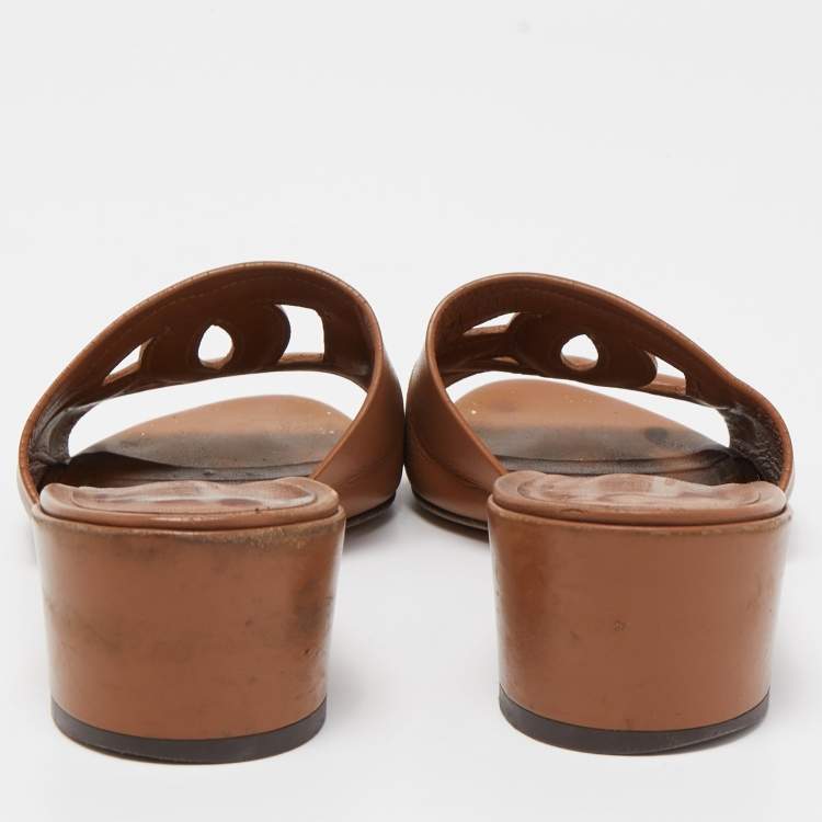 مملوكة مسبقًا Dolce & Gabbana Tan Leather DG Cut Out Slide Sandals Size 38
