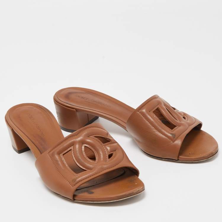 مملوكة مسبقًا Dolce & Gabbana Tan Leather DG Cut Out Slide Sandals Size 38