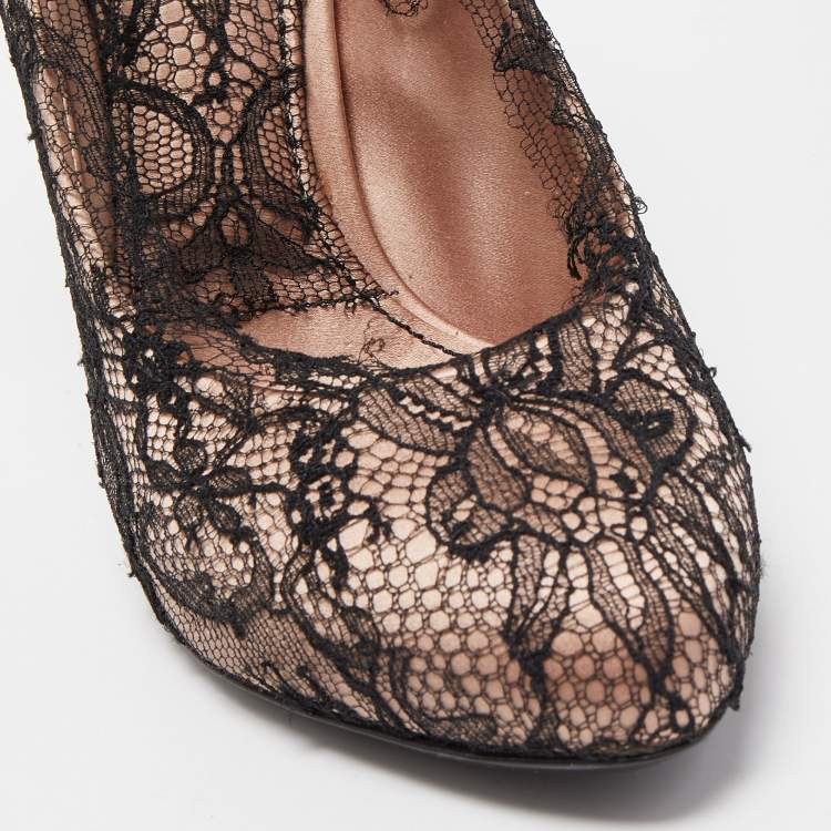 Pre Owned Dolce & Gabbana Black/Pink Lace and Satin Round Toe Pumps Size 38