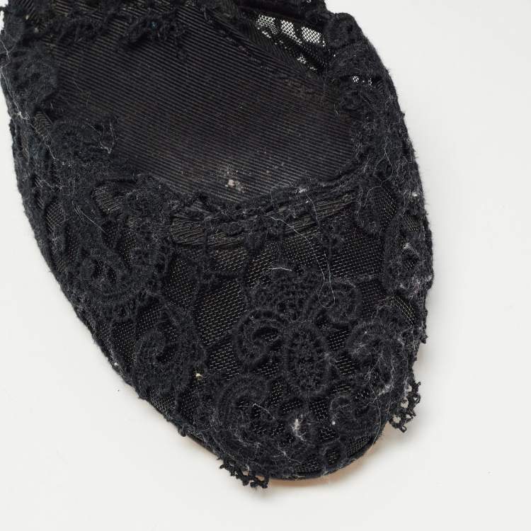 Pre Owned Dolce & Gabbana Black Mesh and Lace Ankle Strap Sandals Size 39