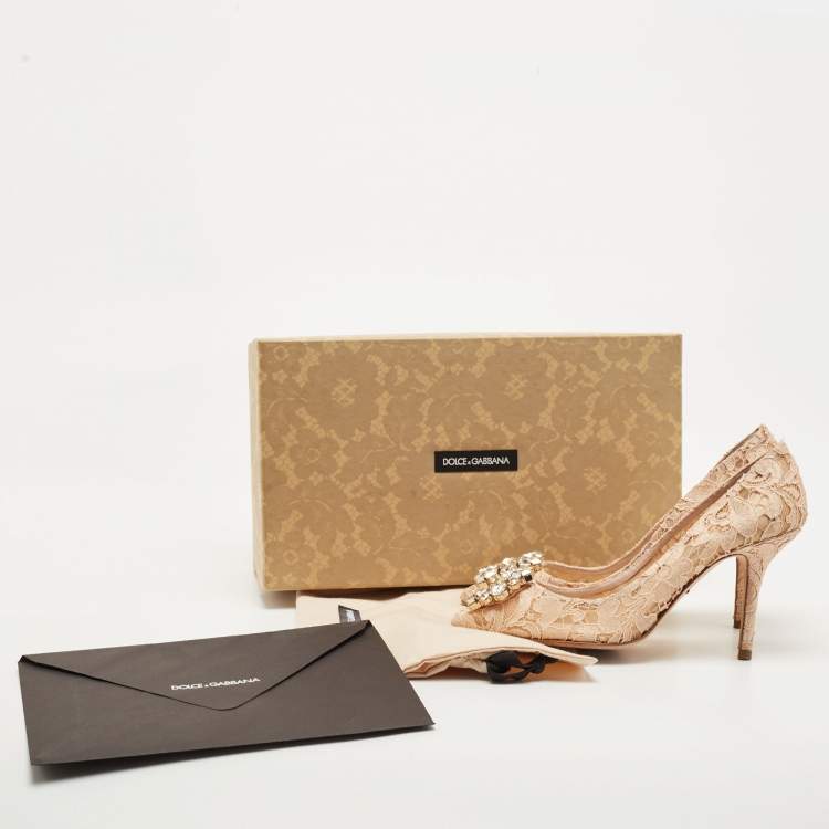 Pre Owned Dolce & Gabbana Beige Lace Crystal Embellished Bellucci Pumps Size 36.5