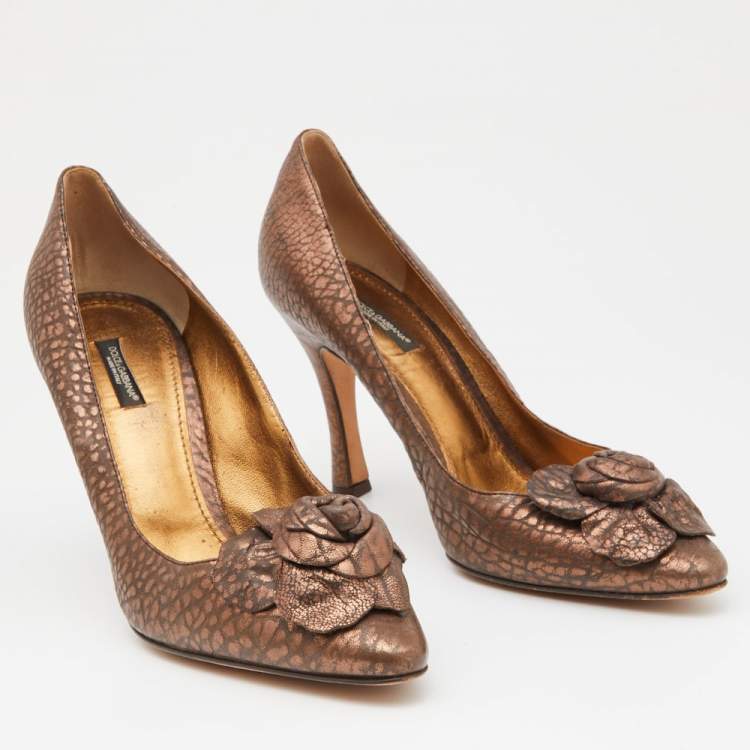 Pre Owned Dolce & Gabbana Brown Textured Leather Flower Detail Pointed Toe Pumps Size 40