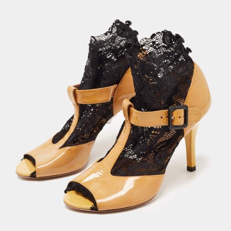 Pre Owned Dolce & Gabbana Brown/Black Patent Leather and Lace Peep Toe Ankle Strap Pumps Size 38