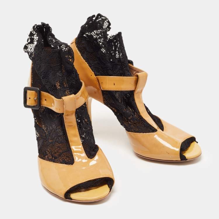 Pre Owned Dolce & Gabbana Brown/Black Patent Leather and Lace Peep Toe Ankle Strap Pumps Size 38