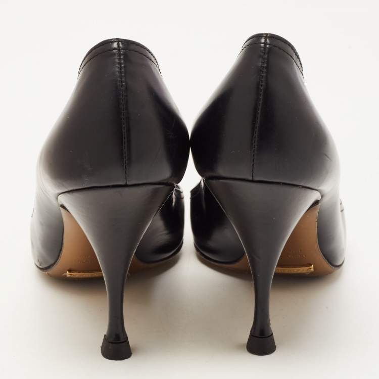 Pre Owned Dolce & Gabbana Black Leather Buckle Pumps Size 37