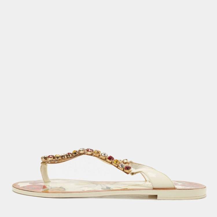 Pre Owned Dolce & Gabbana Cream Patent Leather Crystal Embellished Thong Flats Size 39