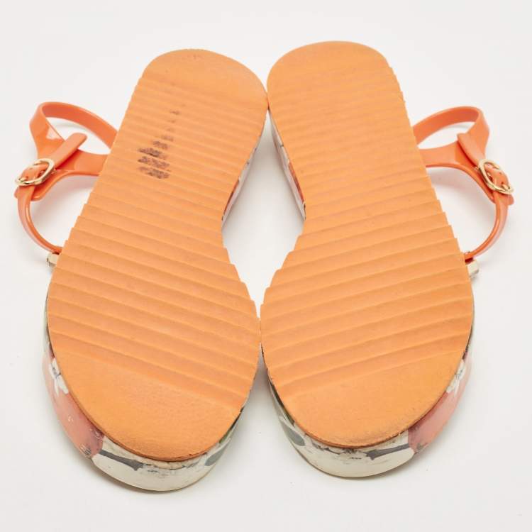 Pre Owned Dolce & Gabbana Orange Rubber Embellished Sandals Size 41