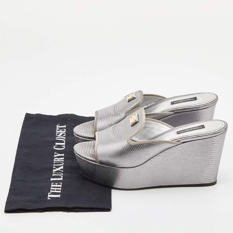 Pre Owned Dolce & Gabbana Silver Embossed Lizard Leather Peep Toe Mules Size 37